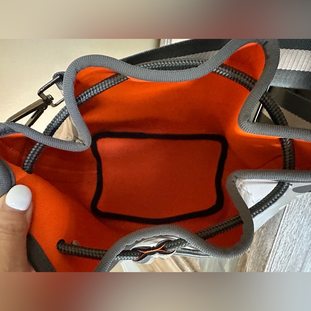 Haute Shore - Zoe Safari Bucket Bag - Picture 4 of 5